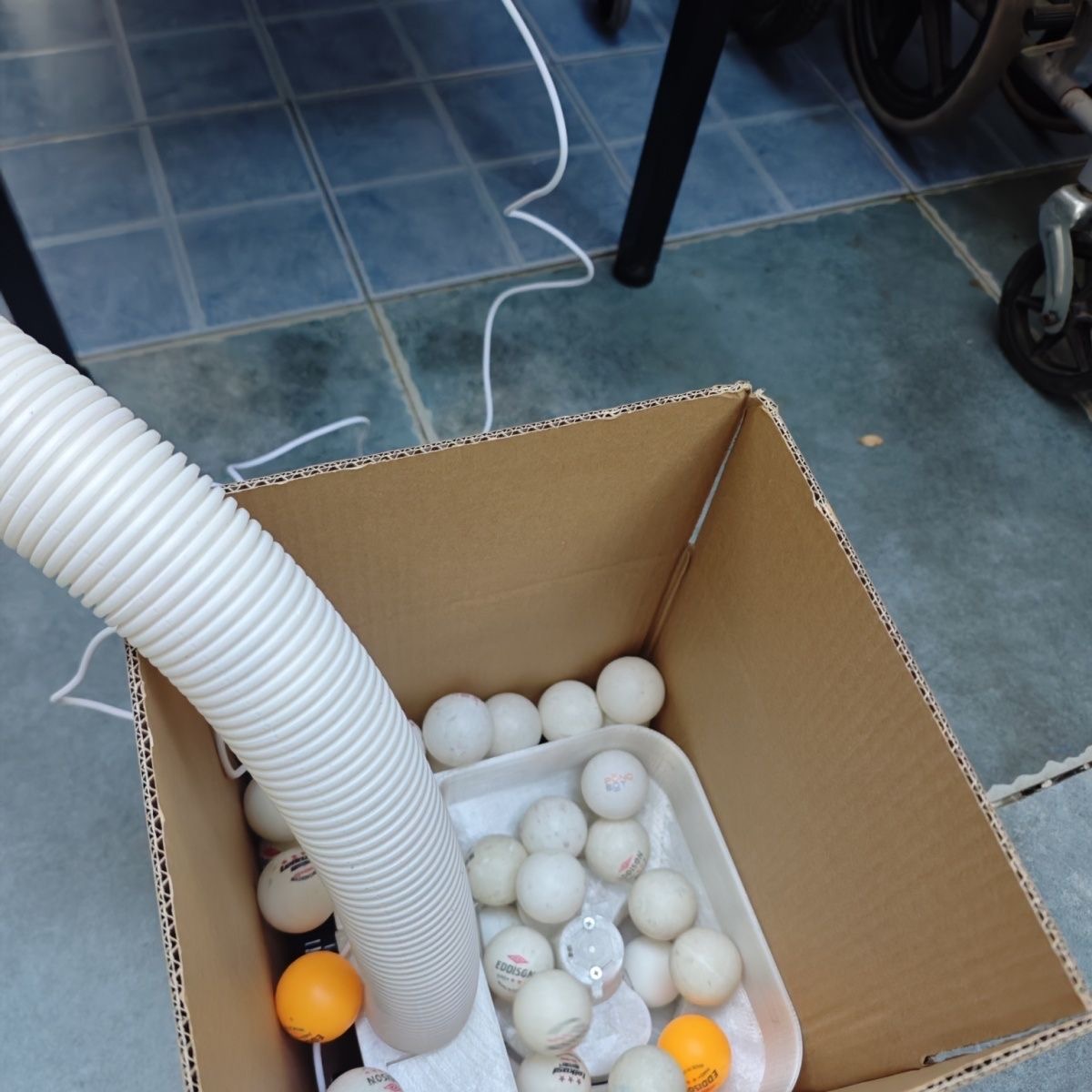 Automatic Table Tennis Loading - огляд і ціна Table Tennis Launcher